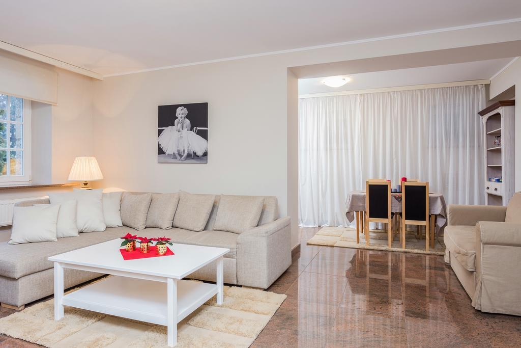 Ferienwohnung Mon Plaisir Karpacz Exterior foto